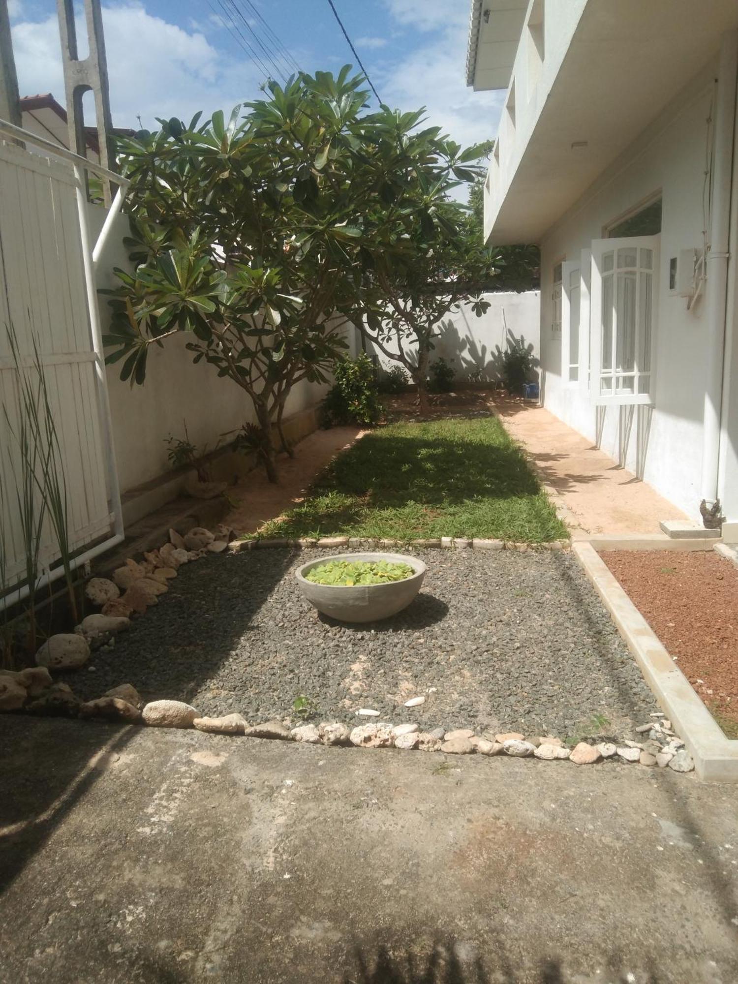 Ayu Hostel Ambalangoda  Exteriör bild